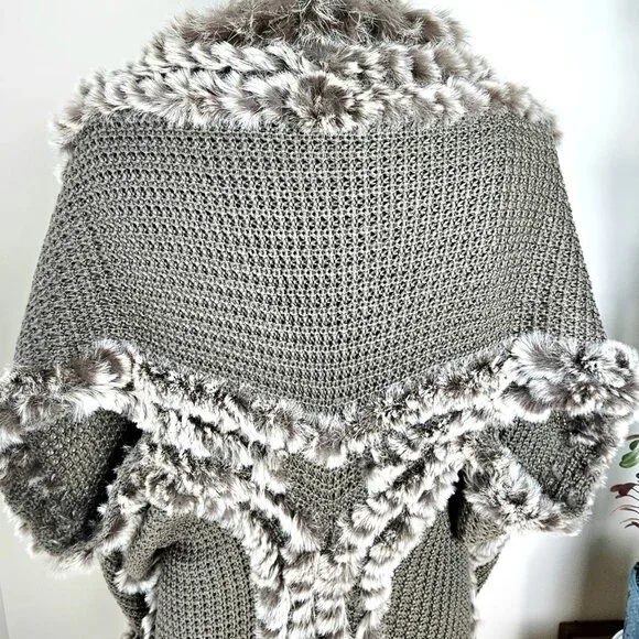 Dolce Cabo | Rabbit Fur Trim Open Knit Wrap Cardigan | Sage | Size L - Picture 7 of 12